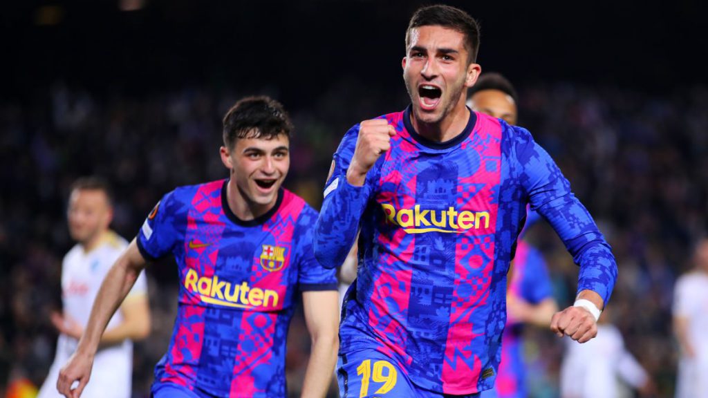ไฮไลท์ฟุตบอล Barcelona vs Napoli (17-02-22)