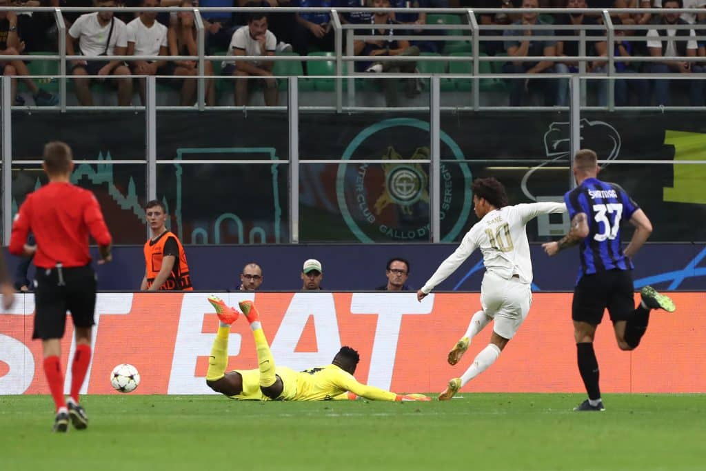 ซาเน่เบิกสกอร์! บาเยิร์นโคตรดุบุกอัดงูใหญ่ถึงถิ่น 2-0