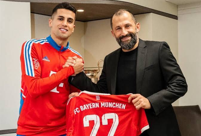 ผอ. บาเยิร์นยันเองมีโอกาสเซ็นขาดกานเซโล่