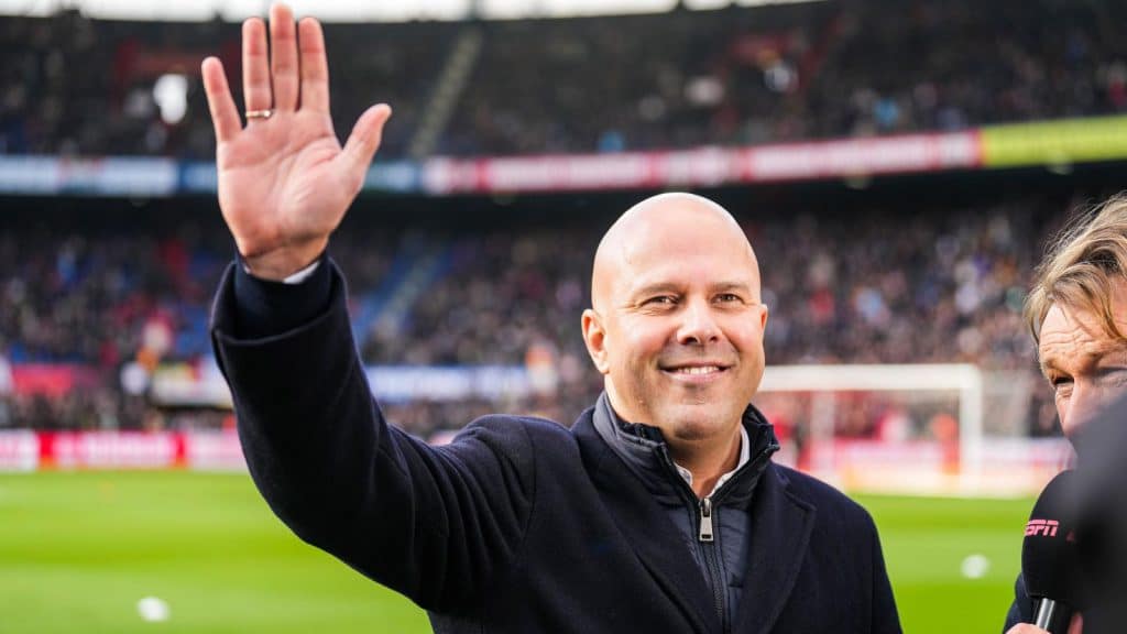 แห้วอีก!เฟเยนูร์ดยันไม่ปล่อยสล็อตให้ลีดส์