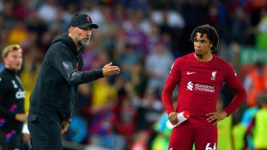 นิโคลเเนะคล็อปป์ดันเทรนต์ขึ้นไปเล่นริมเส้นฝั่งขวา