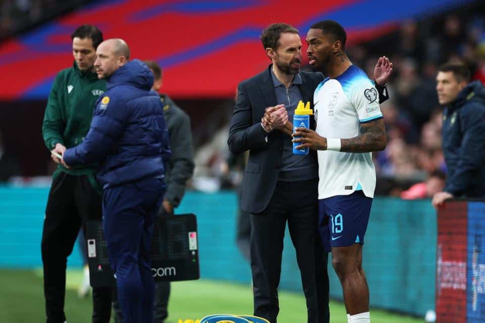 เซาธ์เกตไม่เห็นด้วยโทนี่ย์โดนเเบนฝึกซ้อมด้วย