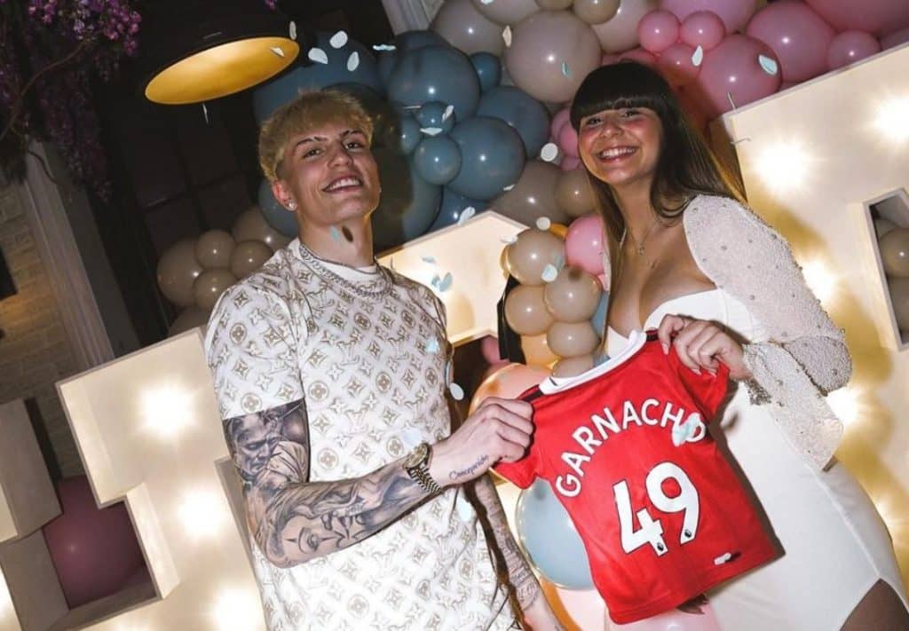 การ์นาโช่เตรียมเป็นพ่อคนหลังเพิ่งเซ็นสัญญาใหม่แมนยู
