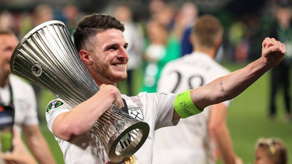 ไรซ์คว้าแข้งยอดเยี่ยมคอนเฟอเรนซ์ ลีก ซีซั่น 2022-23